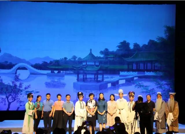 舞台蘑菇蘑菇视频APP下载在舞台演出中的运用