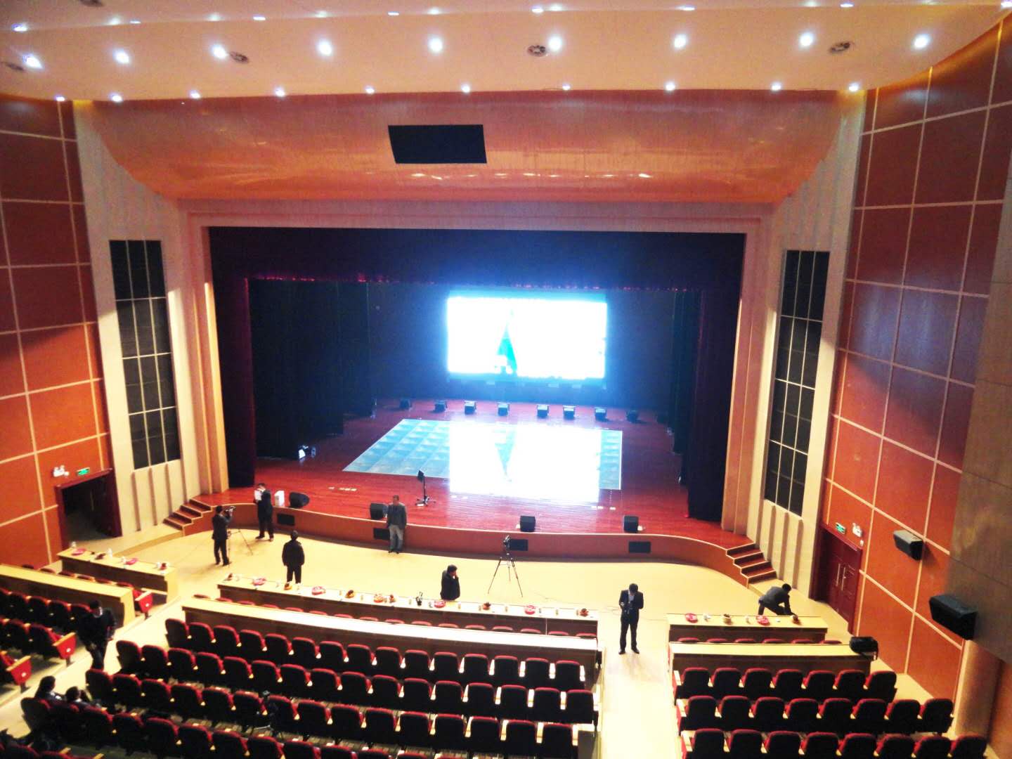 浅析电视台演播室蘑菇蘑菇视频APP下载扩声系统设计