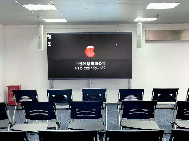 会议室蘑菇蘑菇视频APP下载设备中的噪音和干扰问题如何解决