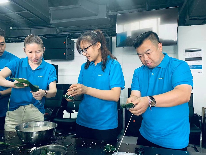 端午安康丨每逢端午“粽”有情，蘑菇视频成人APP下载一起边学传统边包粽子！