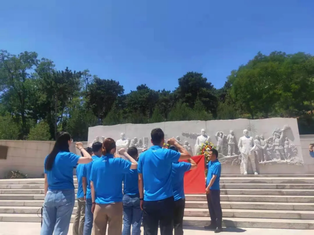 “缅怀先烈 传承初心”—ZOBO蘑菇视频成人APP下载党支部参观无名英雄纪念碑活动