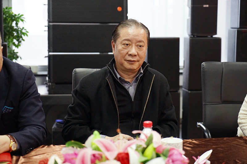 热烈欢迎中国演艺设备技术协会理事长等领导一行莅临ZOBO蘑菇视频成人APP下载调研指导